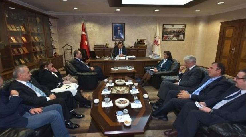 &ldquo;ab&rsquo;ye Vizesiz Ge&ccedil;iş 2018&rsquo;de&rdquo;