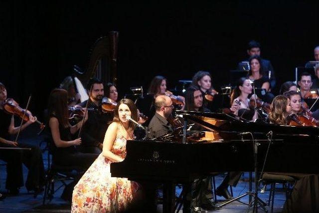 Türkiye’de İlk Senfonik Konserini Büyükşehir Belediyesi Senfoni Orkestrasıyla Verdi