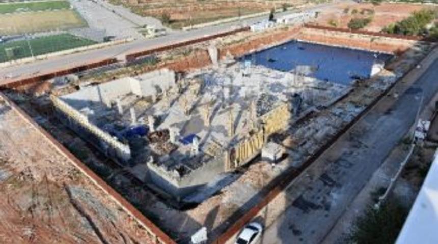 Muratpaşa Sivil Toplum Merkezi İnşaatı S&uuml;r&uuml;yor