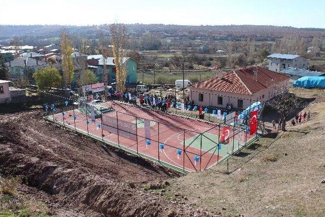 Beyşehir’de Çok Amaçlı Spor Sahası Açılışı