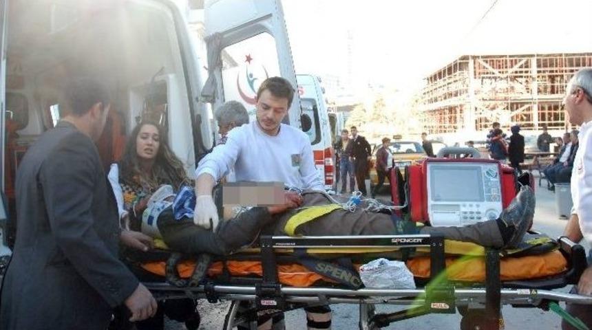 (&ouml;zel Haber) Sarıyer&rsquo;de Yumruklu Sopalı Kavga Kanlı Bitti: 4 Yaralı