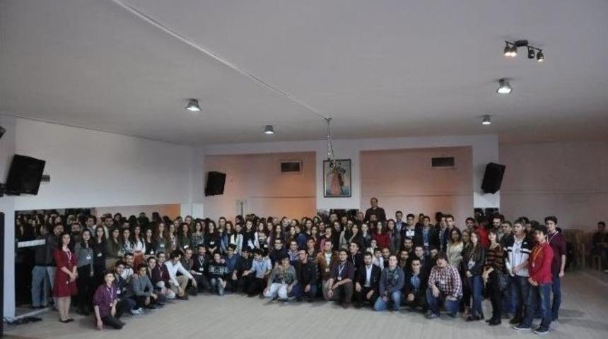 &Ccedil;erkes Gen&ccedil;leri Adana&rsquo;da Buluştu