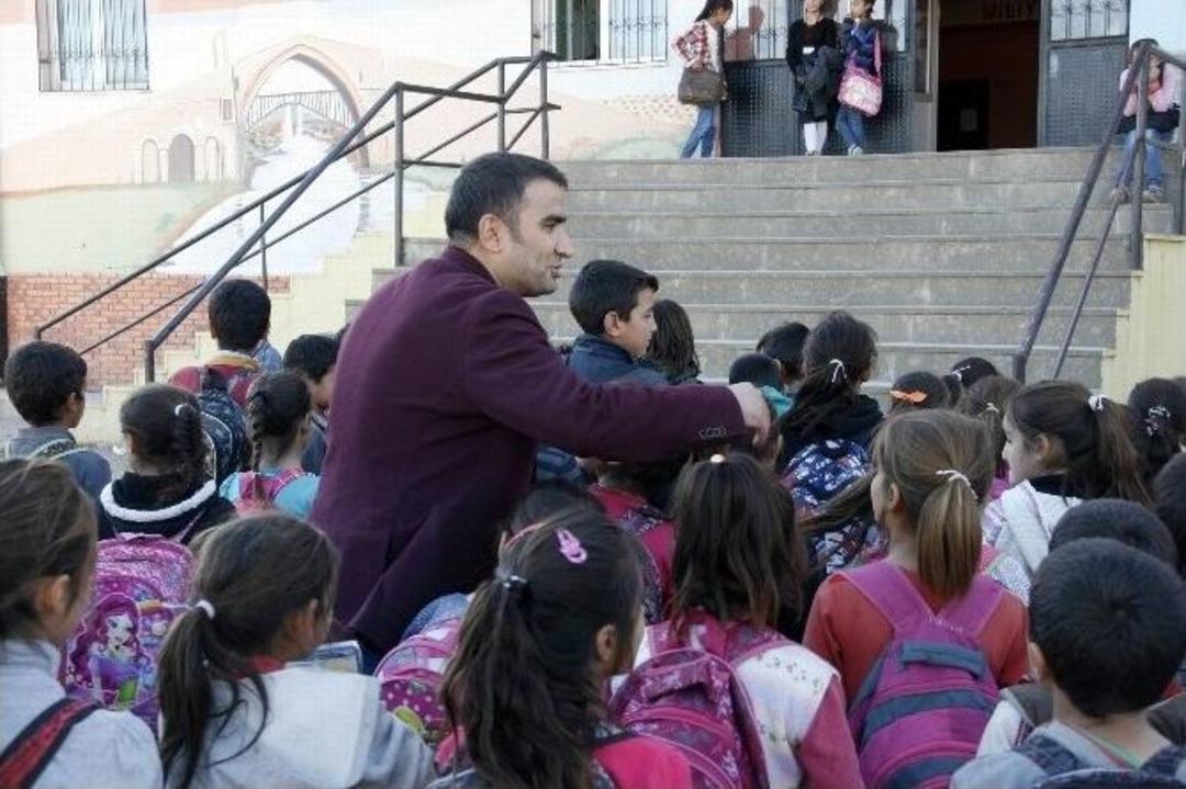 (&ouml;zel Haber) K&ouml;y Okulunu &Ouml;zel Okula &Ccedil;evirdi