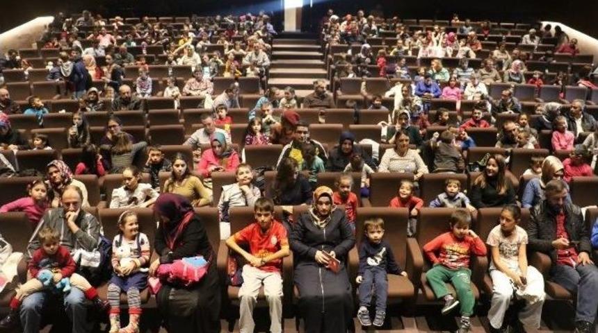 Ey&uuml;pl&uuml; &Ccedil;ocuklar &ldquo;kaplumbağa İle Tavşan&rdquo; Oyunuyla Eğlendi