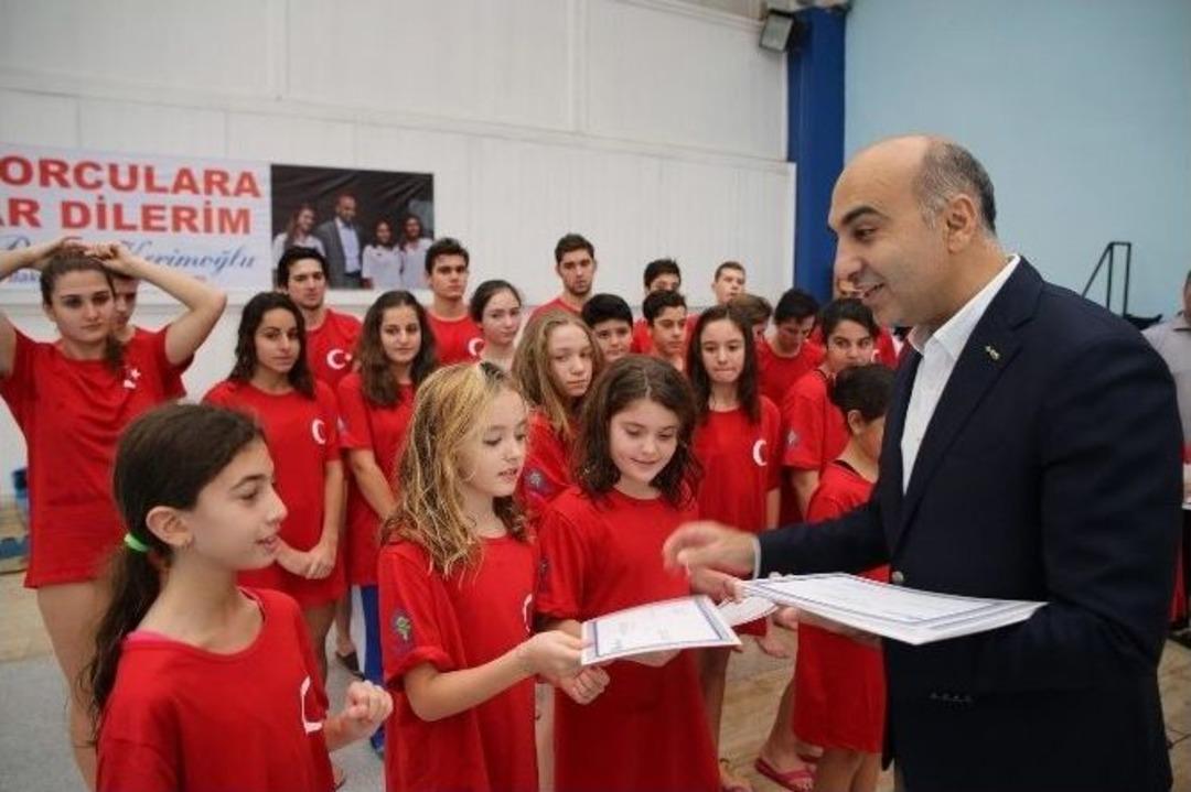 Başkan Kerimoğlu: &ldquo;bakırk&ouml;y&rsquo;de Y&uuml;zme Bilmeyen Kalmayacak&rdquo;