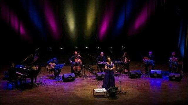 Melihat Gülses’ten Öğretmenlere Unutulmaz Bir Müzik Ziyafeti