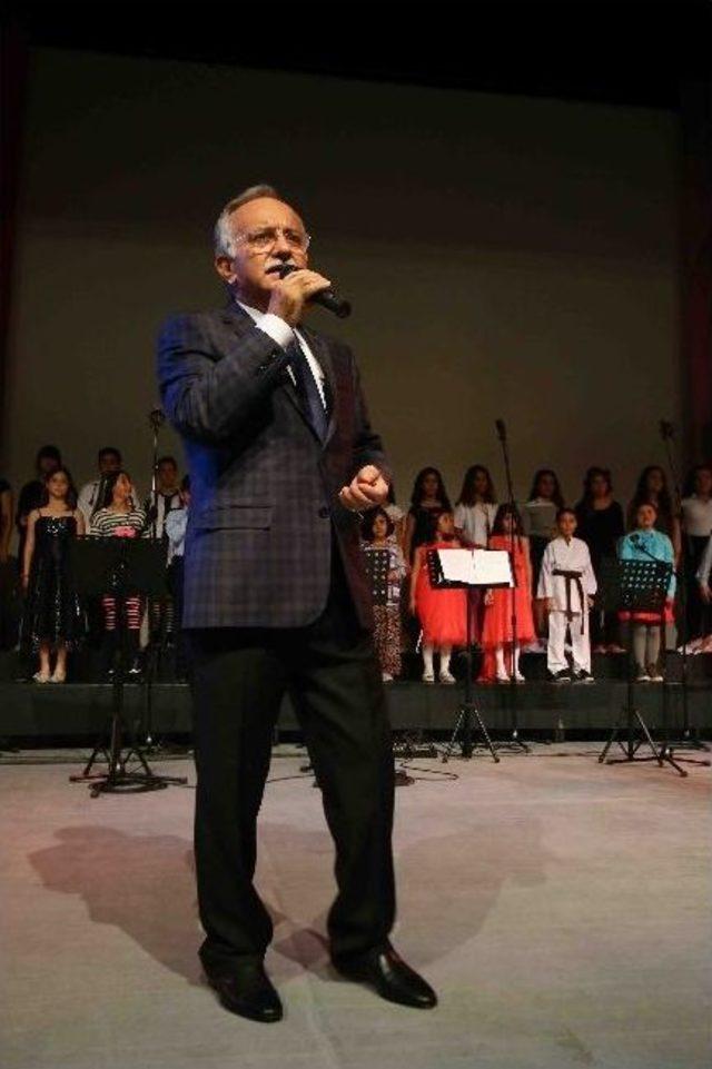 Çocuklardan Öğretmenlere Özel Konser