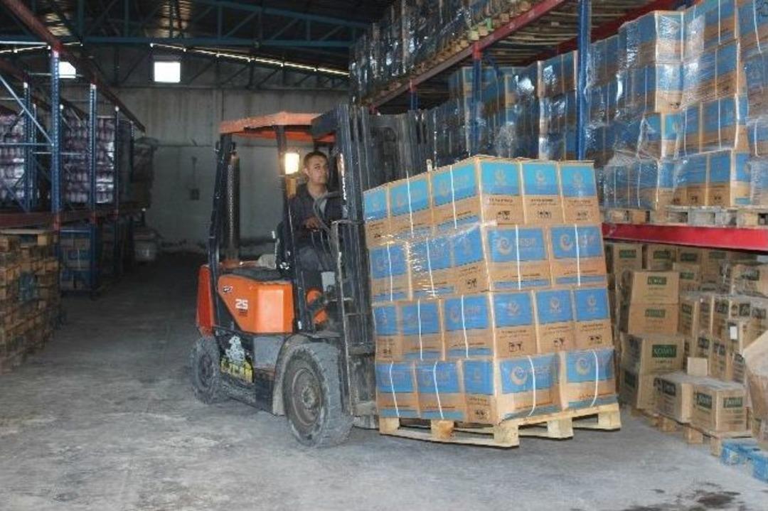 Kilis&rsquo;ten Bayır Bucak T&uuml;rkmenlerine Yardım