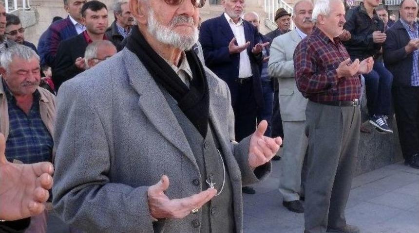 Bayır-bucak T&uuml;rkmenlerine Saldırı