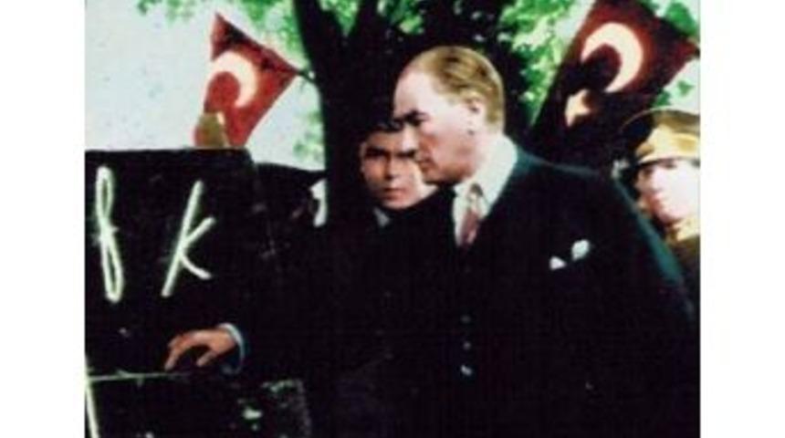 Rekt&ouml;r Prof. Dr. Ko&ccedil;ak&rsquo;tan 24 Kasım &Ouml;ğretmenler G&uuml;n&uuml; Kutlama Mesajı