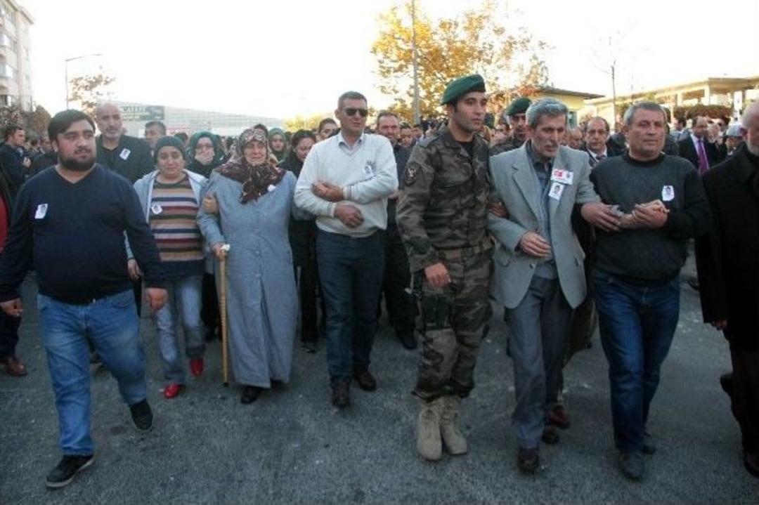 Başkent Şehidini Uğurluyor