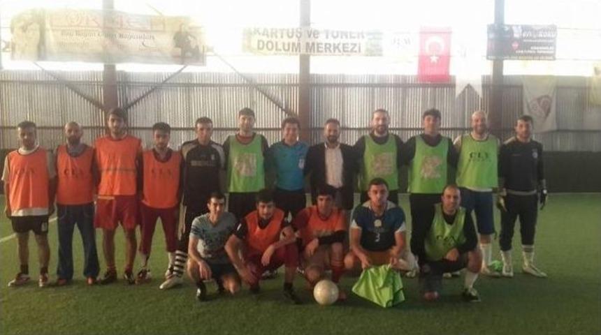 K&uuml;res&uuml;nniler Futbol Turnuvası Başladı