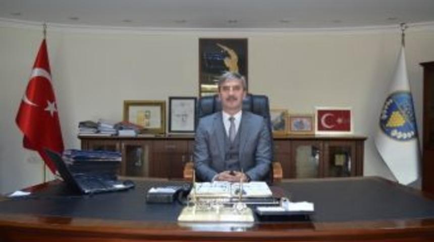 Başkan Şirin &Ouml;ğretmenler G&uuml;n&uuml;n&uuml; Kutladı