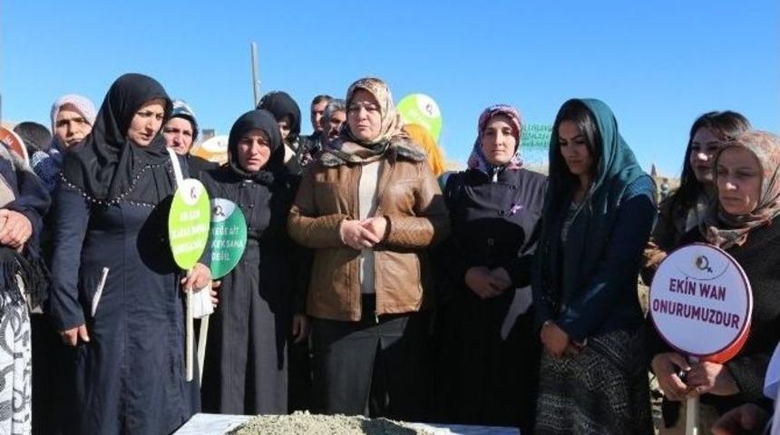 25 Kasım Uluslararası Kadına Y&ouml;nelik Şiddetle M&uuml;cadele G&uuml;n&uuml;