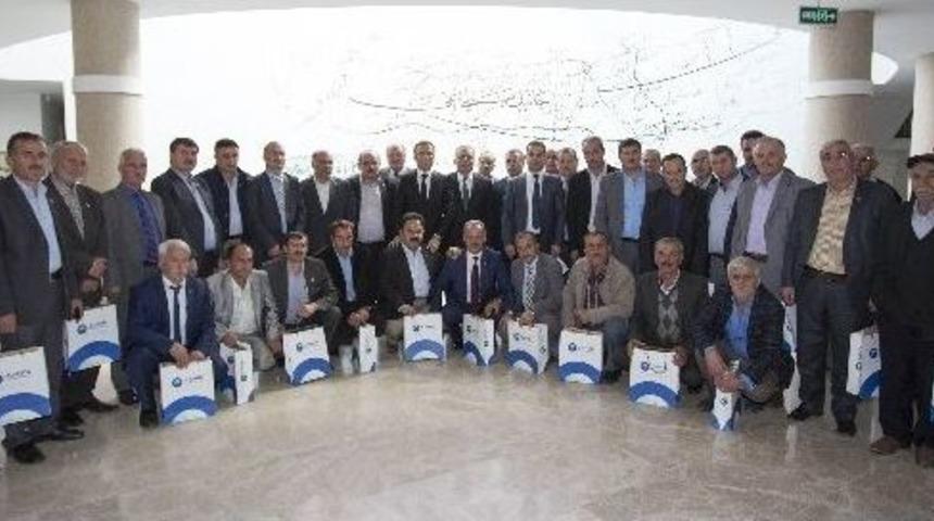 Muhtarlardan Başkan Gen&ccedil;&rsquo;e Teşekk&uuml;r