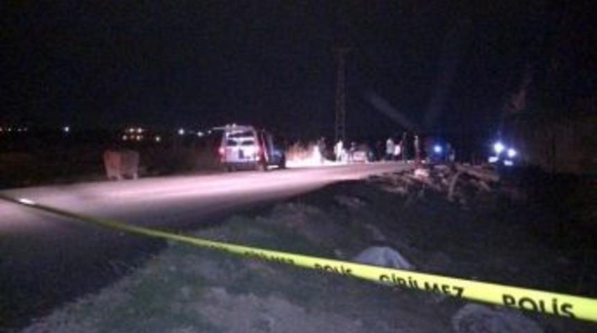 Şanlıurfa&rsquo;da Polis Aracına Silahlı Saldırı: 2 Yaralı