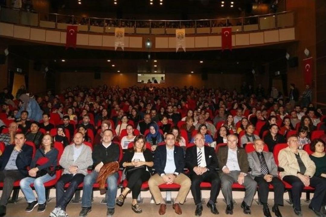Başkan Yardımcısı Tıkır; "efeler&rsquo;e &Ccedil;ok Yakında Tiyatro Salonu Kazandıracağız"