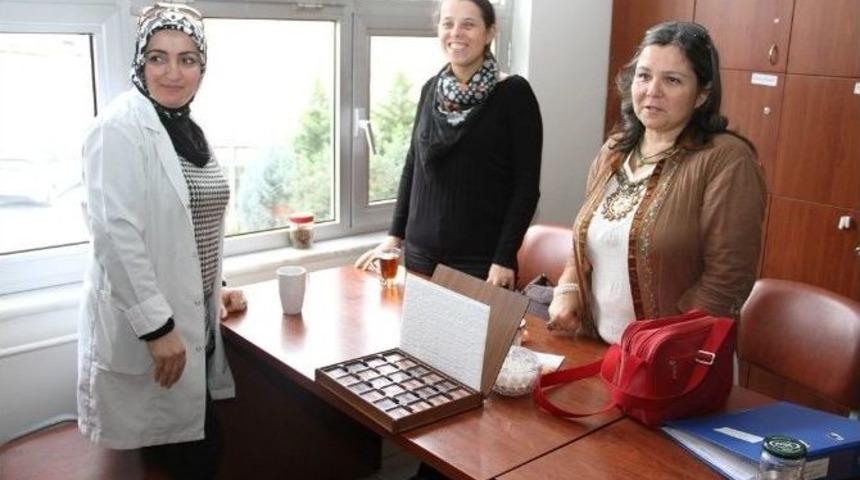 B&uuml;y&uuml;kşehir&rsquo;den &Ouml;ğretmenlere &Ccedil;ikolata İkramı
