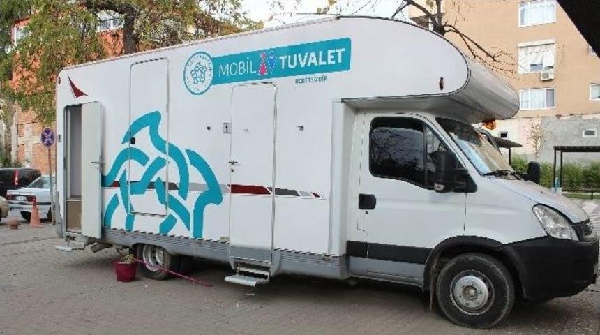 S&uuml;leymanpaşa Belediyesi&rsquo;nden &Uuml;cretsiz Mobil Tuvalet Hizmeti