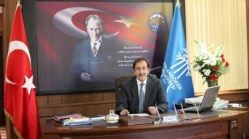 Başkan Bulutlar, &Ouml;ğretmenler Başımızın Tacı