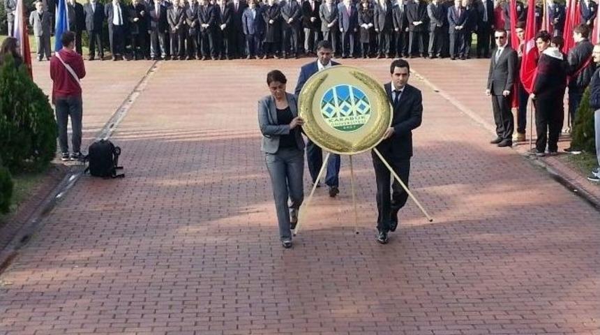 Karab&uuml;k&rsquo;te 24 Kasım &Ouml;ğretmenler G&uuml;n&uuml; Kutlaması