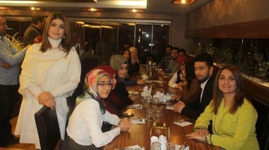 Kayders 5. Yılını G&ouml;n&uuml;ll&uuml; &Ouml;ğretmenleri İle Kutladı