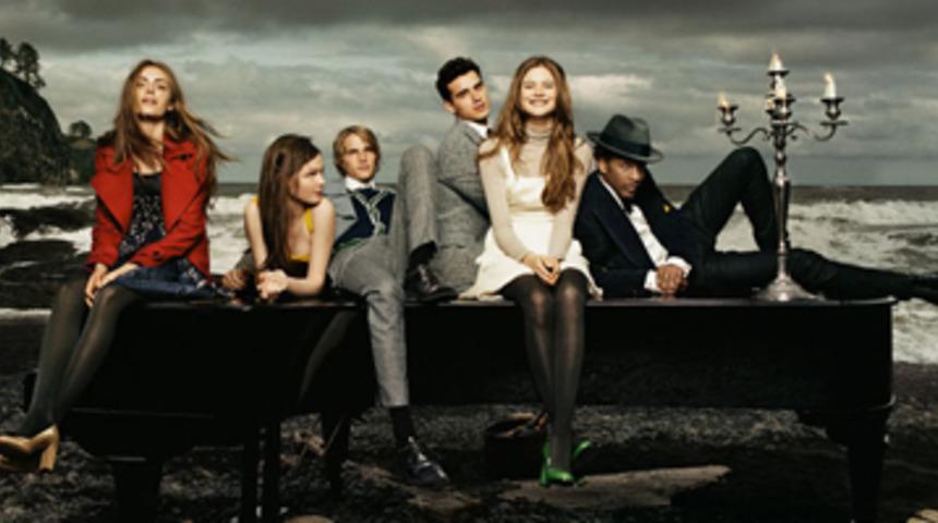 Markalarda İlk İndirimler Başladı!