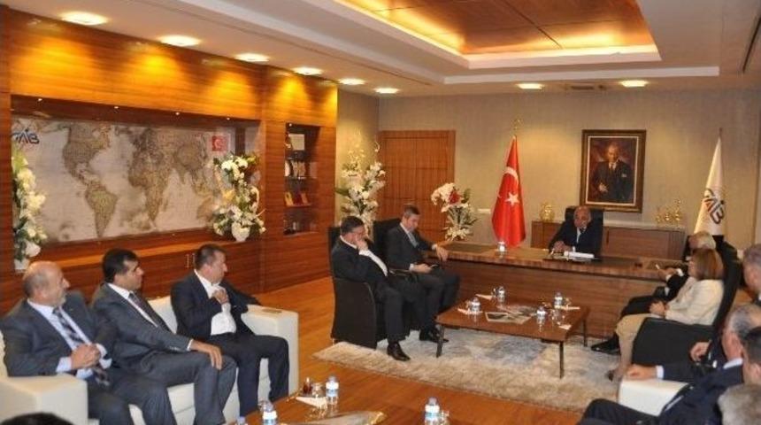 Habur Sınır Kapısı&rsquo;ndaki Sorunlar Masaya Yatırıldı