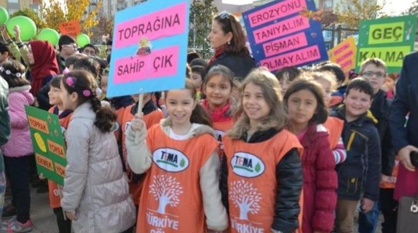 Bafra&rsquo;da "&ouml;ğretmene Saygı, Toprağa Saygı "y&uuml;r&uuml;y&uuml;ş&uuml;