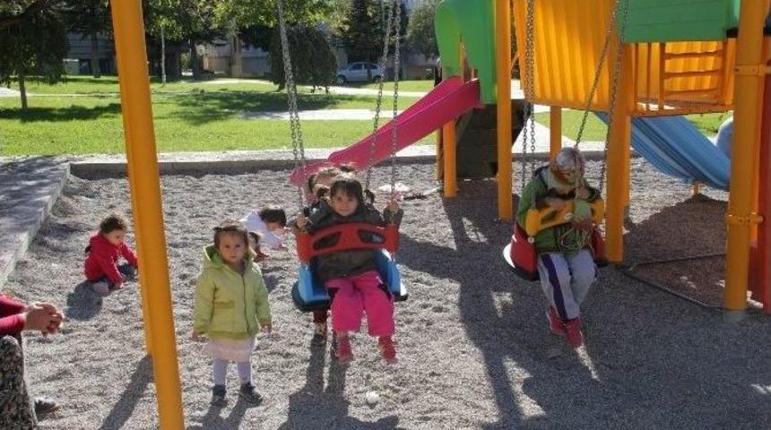 Nevşehir&rsquo;de Parklar Yenileniyor