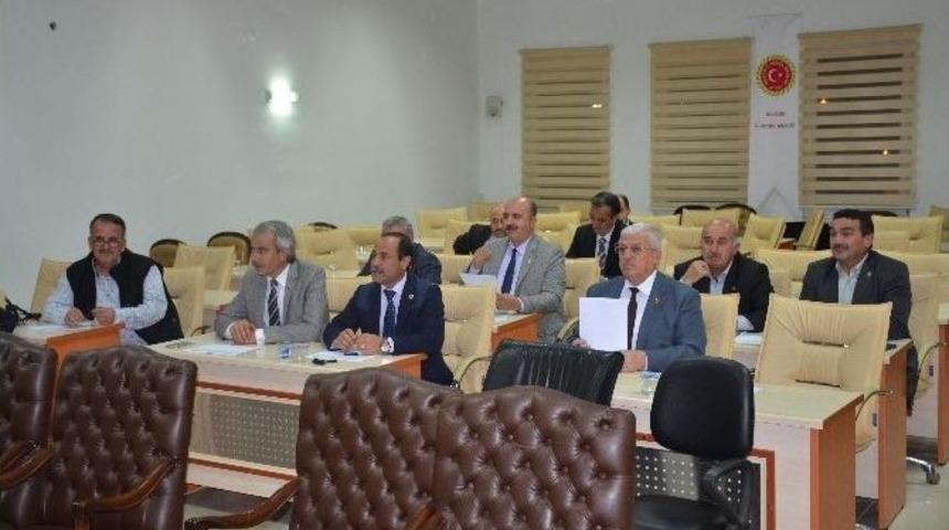 İl Genel Meclisi&rsquo;nin B&uuml;t&ccedil;esinden Amat&ouml;r Spor Kul&uuml;plerine Yardım