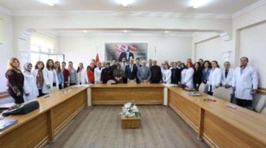 Serdivan&rsquo;da 24 Kasım &Ouml;ğretmenler G&uuml;n&uuml; Kutlandı