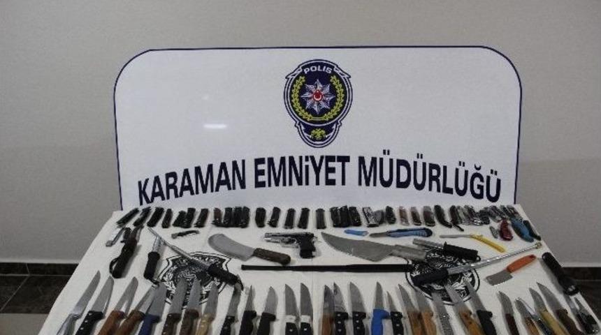 Karaman&rsquo;da Ama&ccedil; Dışı Bı&ccedil;ak Taşıyan 125 Kişiye 26 Bin Lira Para Cezası