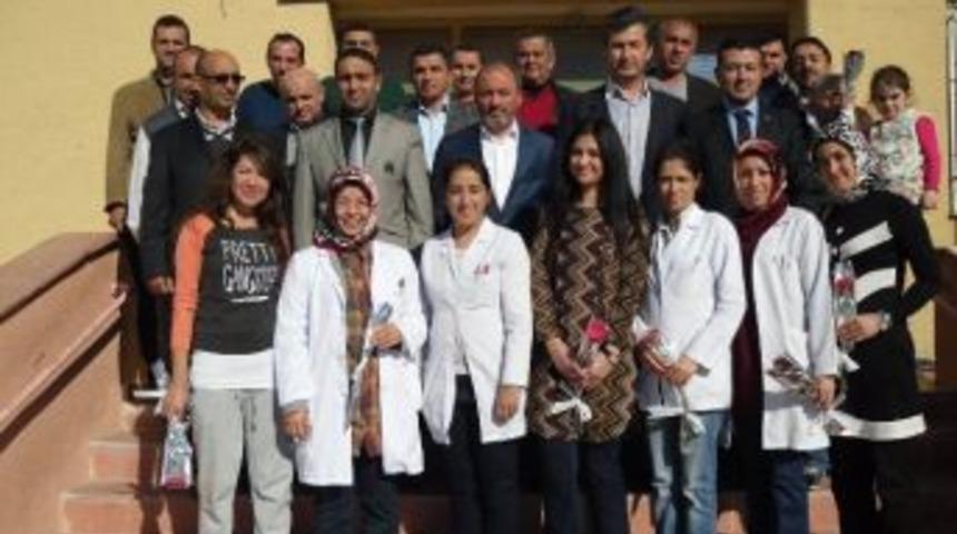 Başkan Akbulut, "&ouml;ğretmenlerimiz Aydınlık D&uuml;ş&uuml;nen Mimarlarımız"