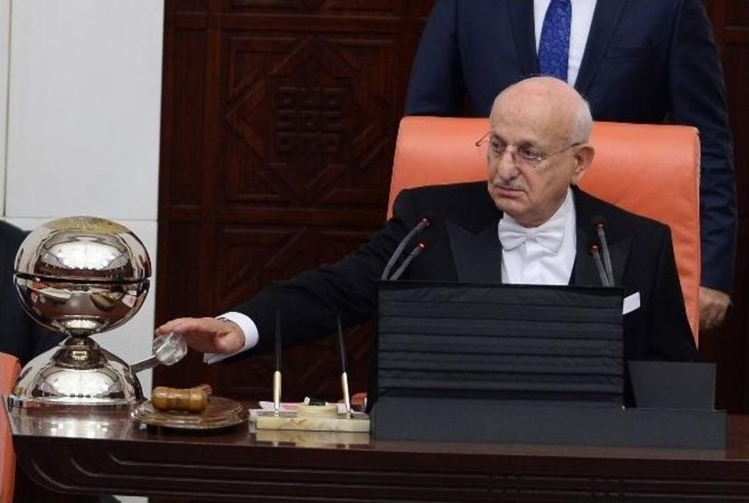 İsmail Kahraman&rsquo;ın İlk Genel Kurul Oturumu