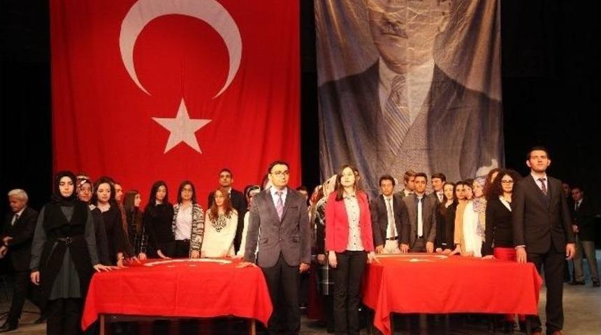 Ahlat&rsquo;ta &Ouml;ğretmenler G&uuml;n&uuml; Kutlaması