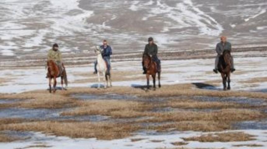 Başkan K&ouml;ksoy: "rahvan At Sporunun Destek&ccedil;isi Olacağız"
