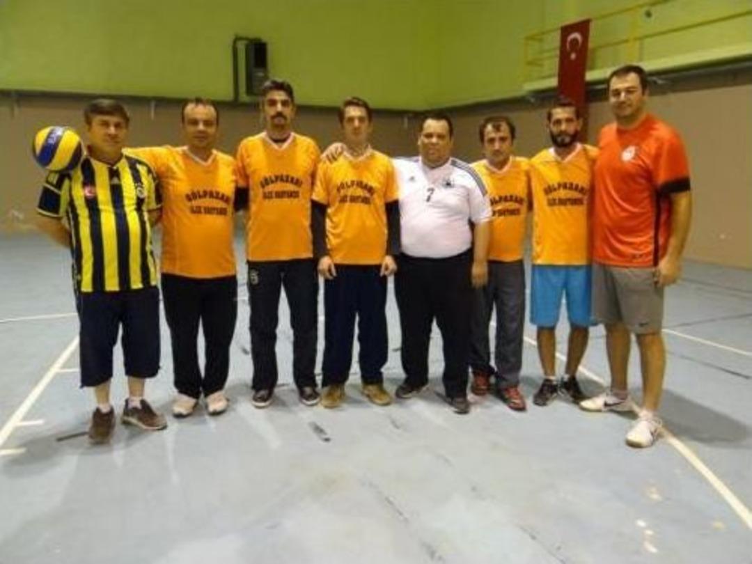 &Ouml;ğretmenler G&uuml;n&uuml; Voleybol Turnuvası