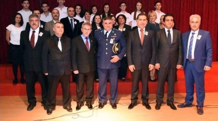 &Ouml;ğretmenler G&uuml;n&uuml; Aliağa&rsquo;da Kutlandı