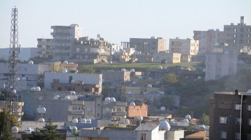 Cizre&rsquo;de &Ccedil;atışmalar Şiddetlendi