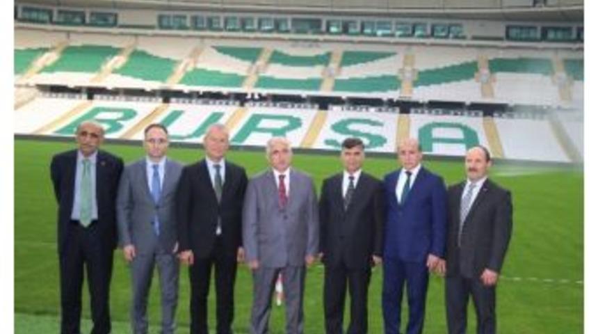 Eskişehir Valisi Tuna&rsquo;dan &lsquo;timsah Arena&rsquo;ya &Ouml;vg&uuml;