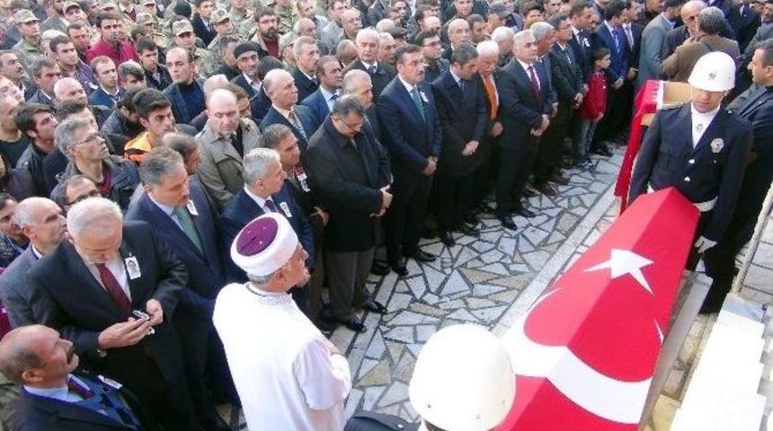 Şehit Polis Memuru Serdal Toprak Defnedildi