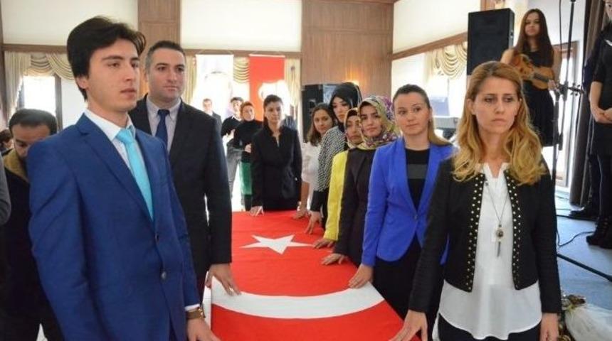 Safranbolu&rsquo;da &Ouml;ğretmenler G&uuml;n&uuml; &Ccedil;eşitli T&ouml;renlerle Kutlandı