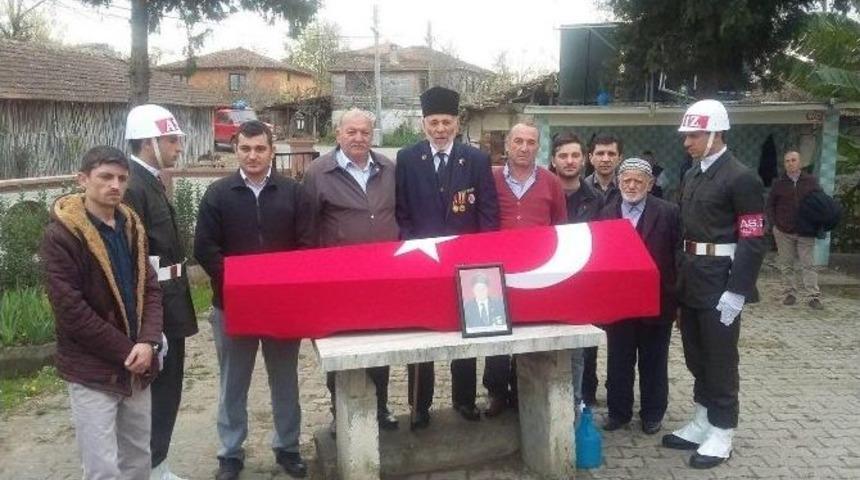 Kore Gazisi Askeri T&ouml;ren İle Son Yolcuğuna Uğurlandı