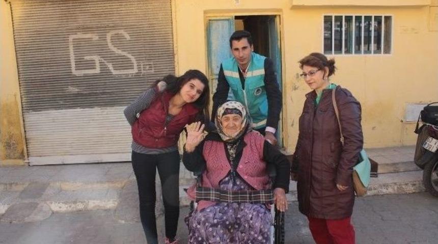 Eyy&uuml;biye Belediyesi&rsquo;nden 91 Yaşındaki Zeliha Nineye Yardım Eli