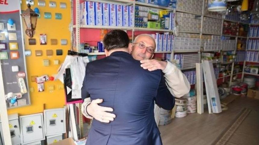 Başkan Yıldırım&rsquo;dan İlkokul &Ouml;ğretmenine Ziyaret