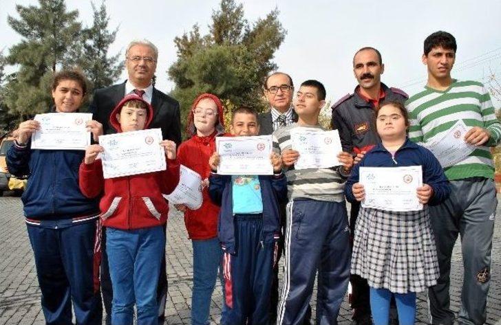 (özel)- Aydın’ın Özel Çocukları İtfaiyeci Oldu G5