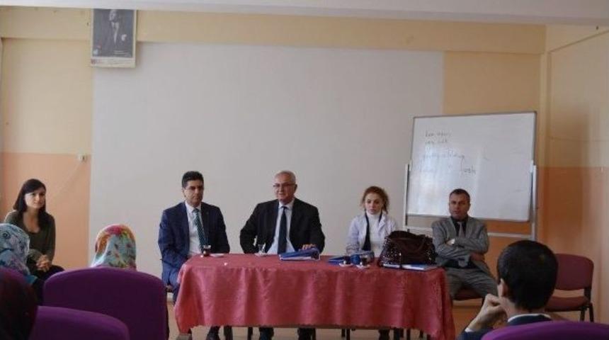 İspanya&rsquo;ya Gidecek &Ouml;ğrenciler Ve Velileri Bilgilendirildi