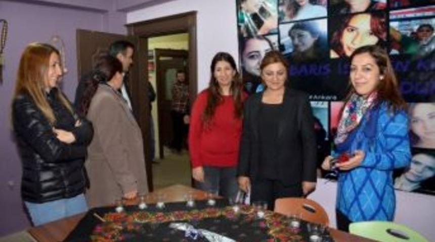 Hakkari Belediyesi &Ouml;ğretmenleri Unutmadı