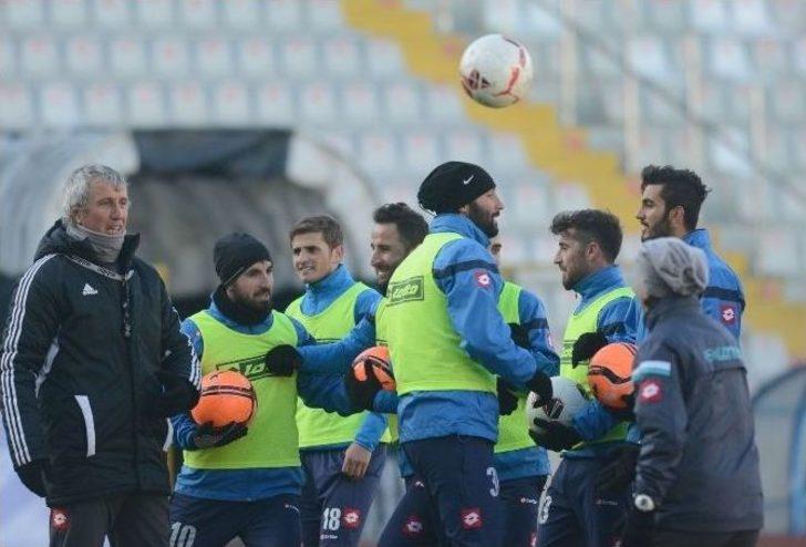 Bb Erzurumspor, Zorlu Altay Deplasmanına Hazırlanıyor G2